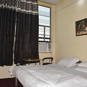  Guest house Om Rest House
